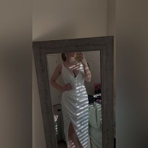 white ankle length rounded bottom dress S women’s shein